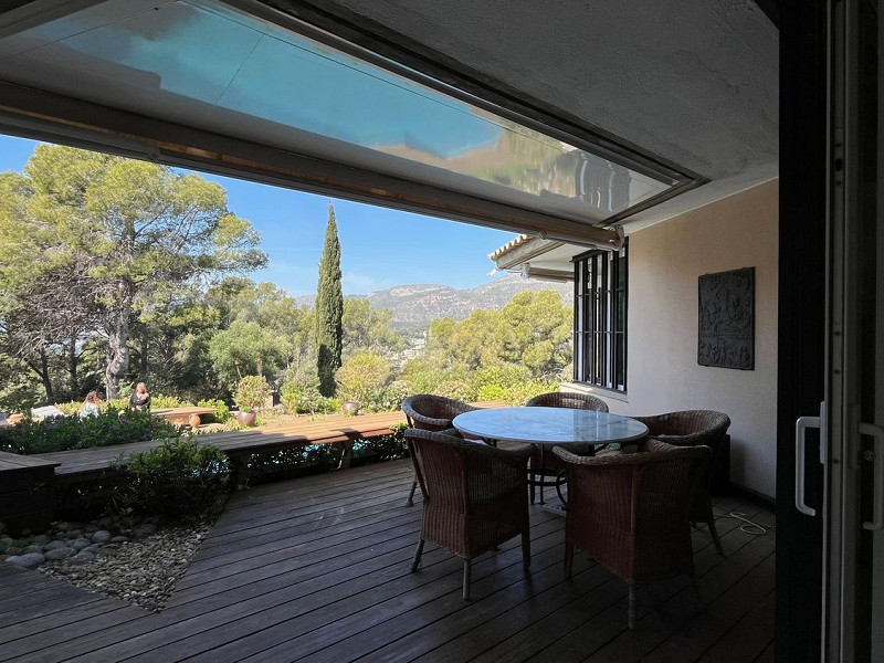 Manor house with sea views in Can Viñas, Castelldefels. Photo:  10