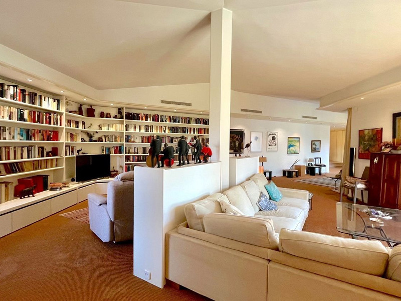 Manor house with sea views in Can Viñas, Castelldefels. Photo:  15