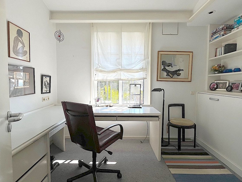 Manor house with sea views in Can Viñas, Castelldefels. Photo:  25