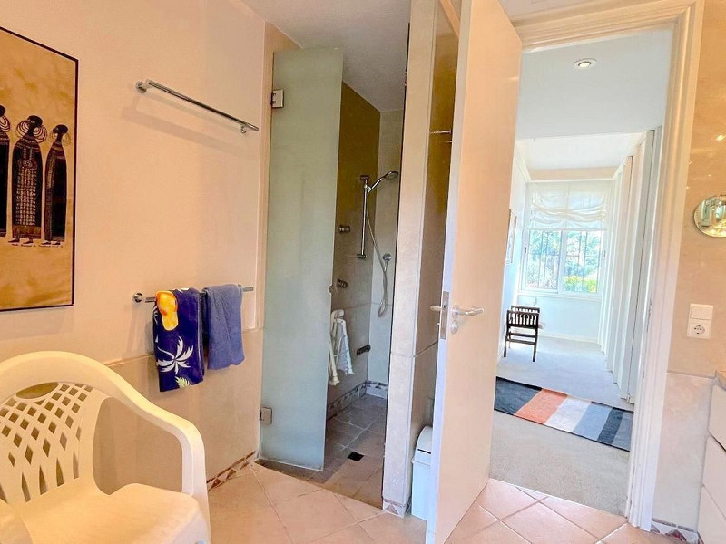 Manor house with sea views in Can Viñas, Castelldefels. Photo:  32