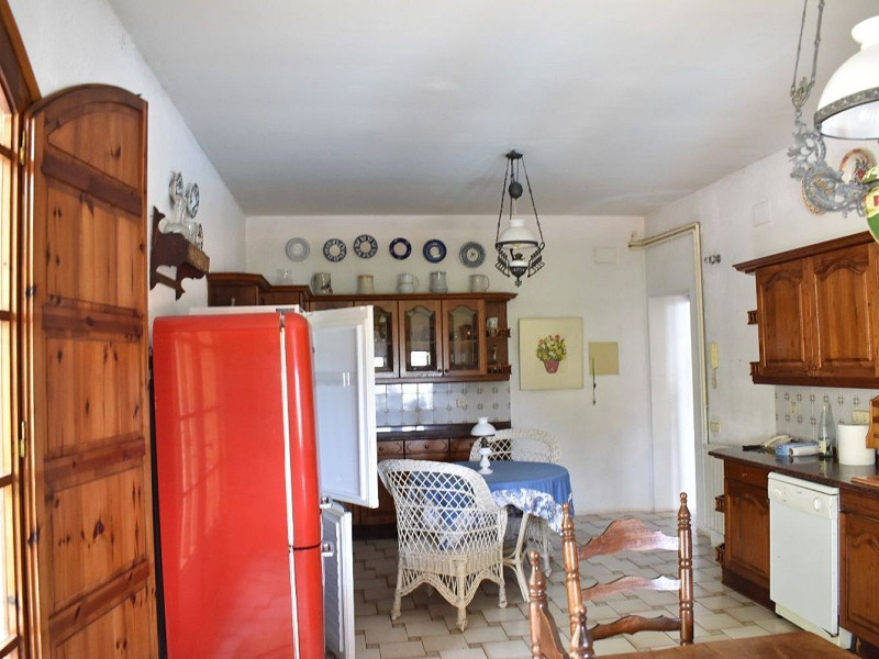 Историческая модернистская масия с видом на море в Кастельдефельс, Барселона. Фото:  22