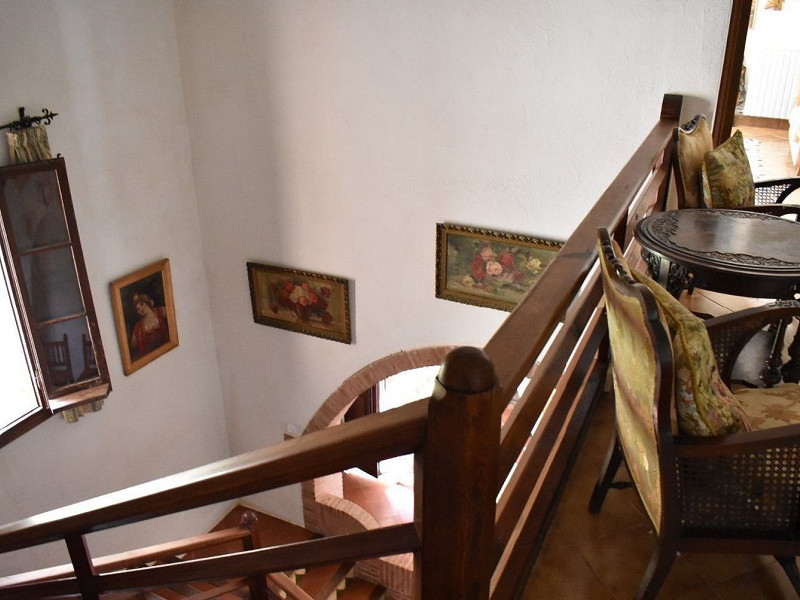 Историческая модернистская масия с видом на море в Кастельдефельс, Барселона. Фото:  29