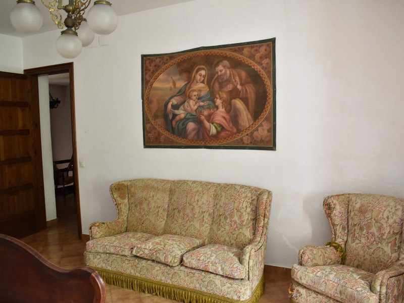 Историческая модернистская масия с видом на море в Кастельдефельс, Барселона. Фото:  33