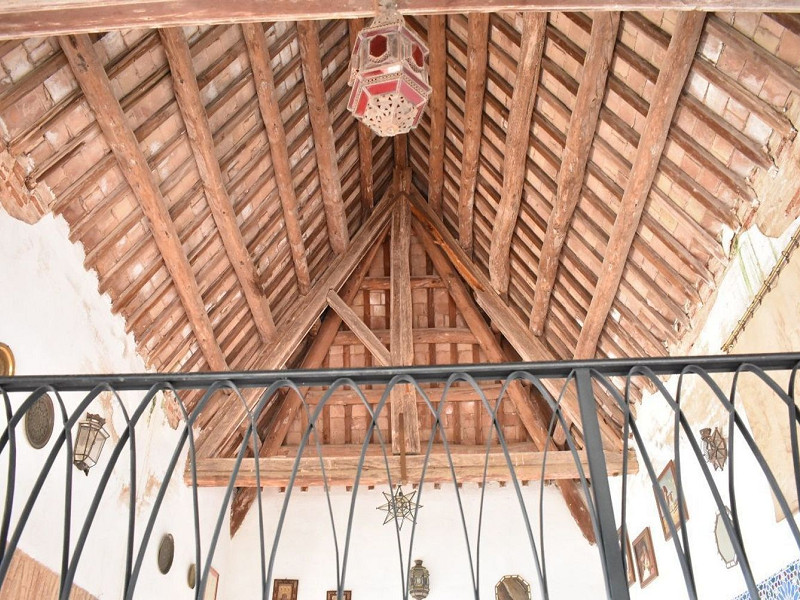 Историческая модернистская масия с видом на море в Кастельдефельс, Барселона. Фото:  43