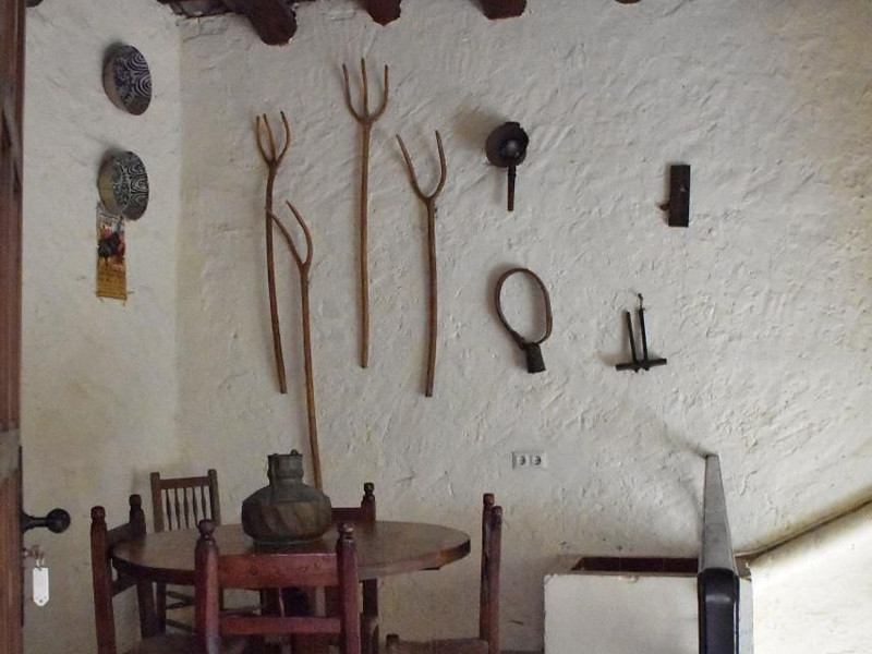 Историческая модернистская масия с видом на море в Кастельдефельс, Барселона. Фото:  56