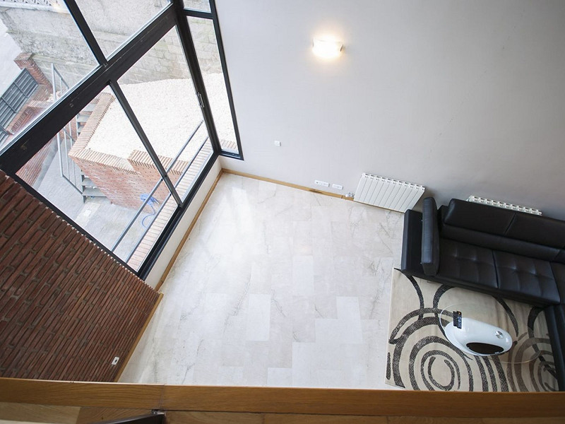 Современный дом с бассейном в Монтамар, Кастельдефельс. Фото:  25