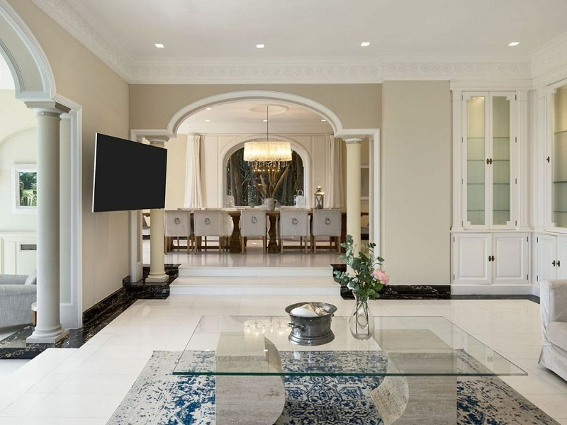 Историческая вилла на первой линии моря в Ситжесе. Фото:  10