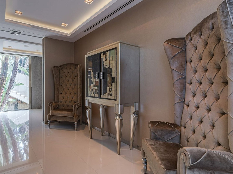 Роскошная вилла с видом на море и горы в Ситжесе. Фото:  13