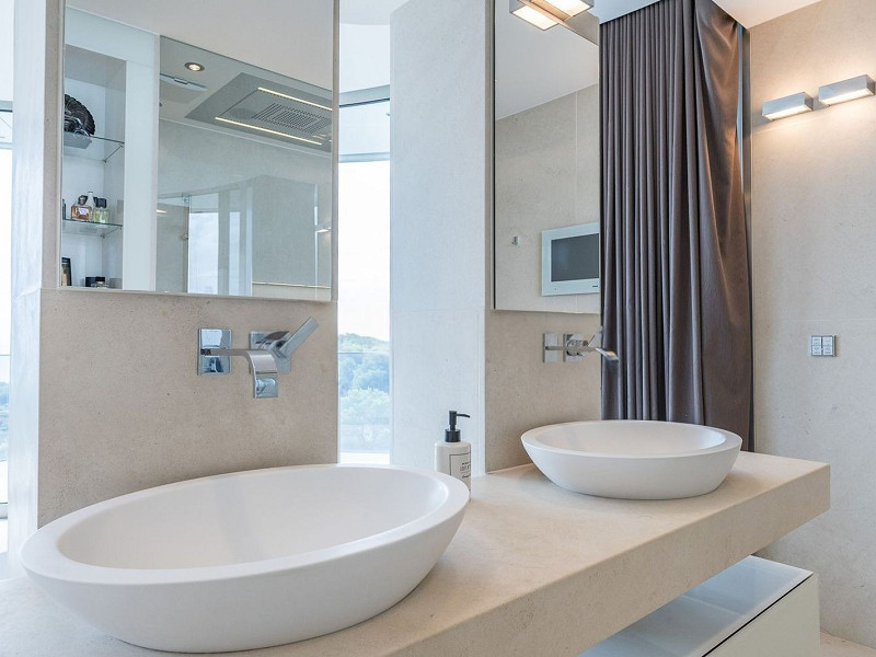 Роскошная вилла с видом на море и горы в Ситжесе. Фото:  37