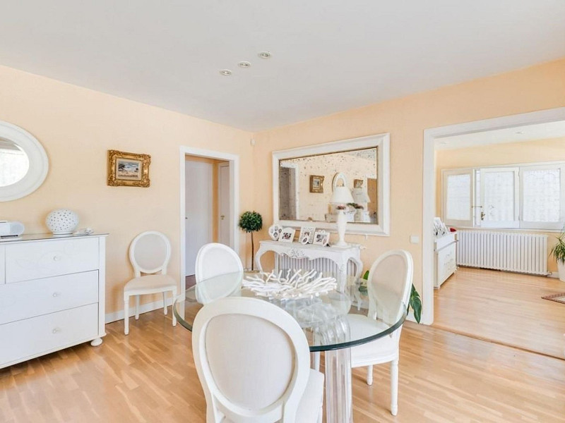 Просторный и светлый дом с садом в Вальдорейш, Сан-Кугат-дель-Вальес. Фото:  4