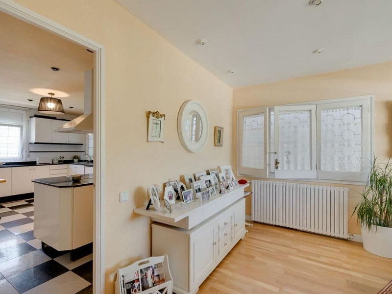 Просторный и светлый дом с садом в Вальдорейш, Сан-Кугат-дель-Вальес. Фото:  10