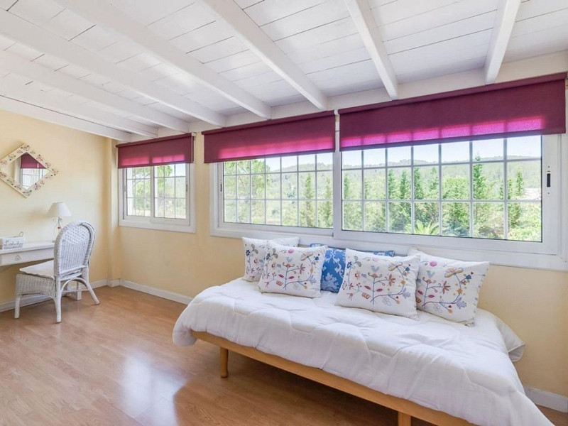 Просторный и светлый дом с садом в Вальдорейш, Сан-Кугат-дель-Вальес. Фото:  24