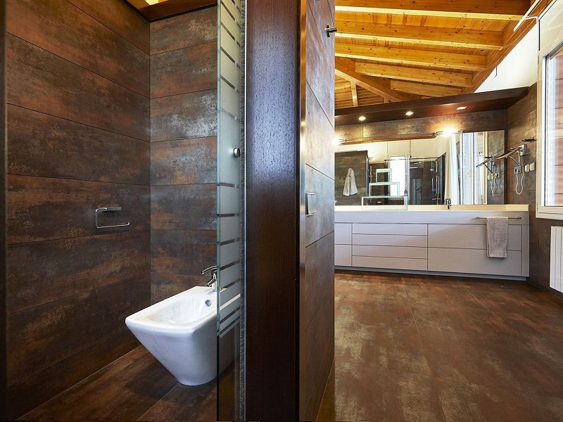 Эксклюзивный дом с садом и бассейном в Кан-Трабаль, рядом с гольф-клубом Сант-Кугат. Фото:  22