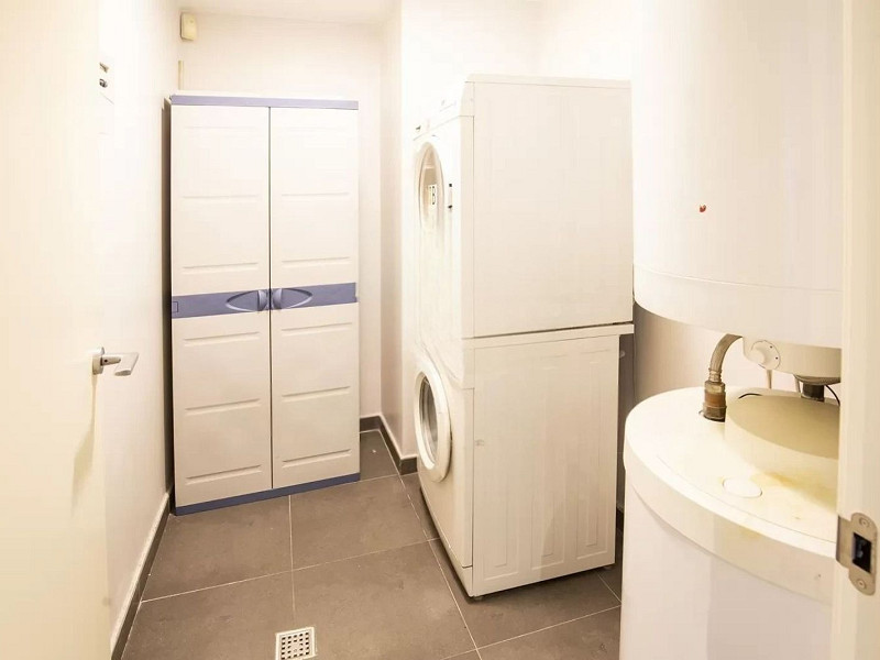 Эксклюзивная квартира на первой линии моря с панорамной террасой в Барселоне. Фото:  13