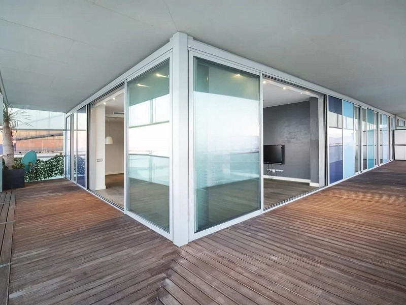 Эксклюзивная квартира на первой линии моря с панорамной террасой в Барселоне. Фото:  20