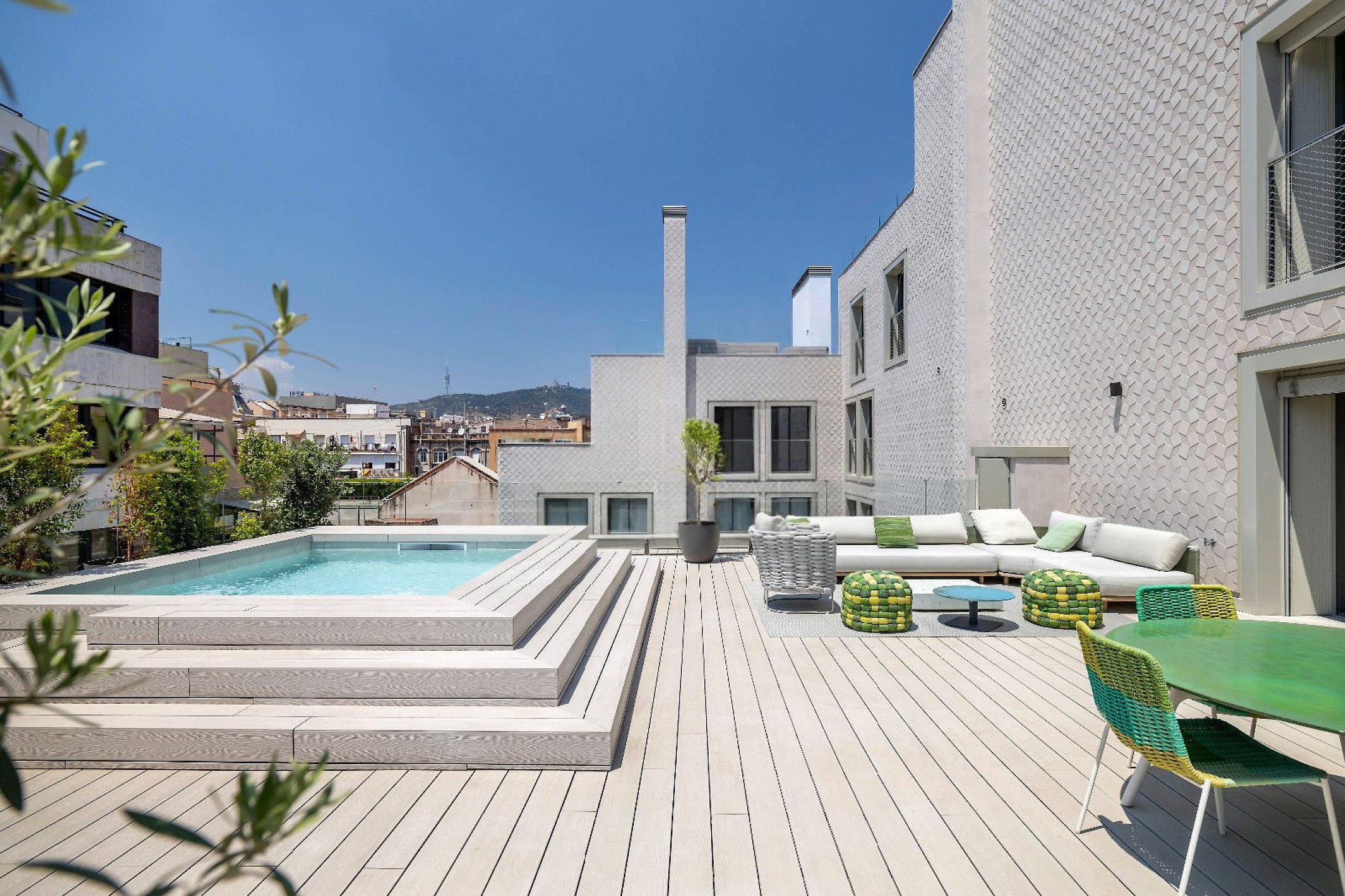 Эксклюзивный пентхаус в новостройке в районе Эшампле, Барселона