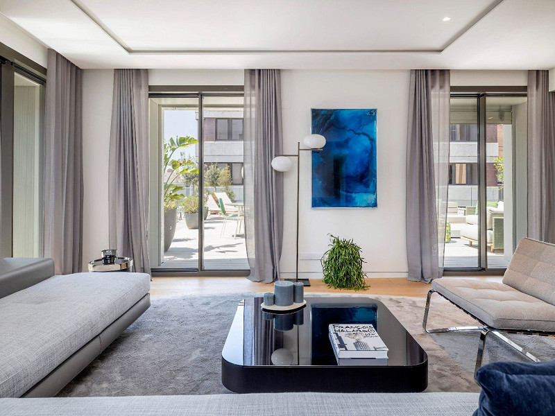 Эксклюзивный пентхаус в новостройке в районе Эшампле, Барселона. Фото:  6