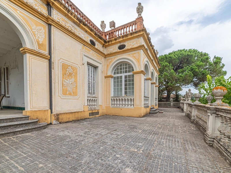 Эксклюзивная историческая вилла в Кальдес-де-Малавелья, Жирона, Коста-Брава. Фото:  3