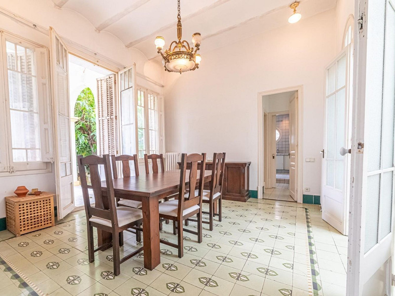 Эксклюзивная историческая вилла в Кальдес-де-Малавелья, Жирона, Коста-Брава. Фото:  13