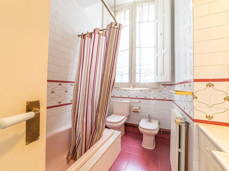 Эксклюзивная историческая вилла в Кальдес-де-Малавелья, Жирона, Коста-Брава. Фото:  22