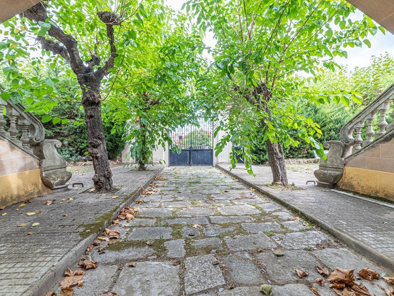 Эксклюзивная историческая вилла в Кальдес-де-Малавелья, Жирона, Коста-Брава. Фото:  40