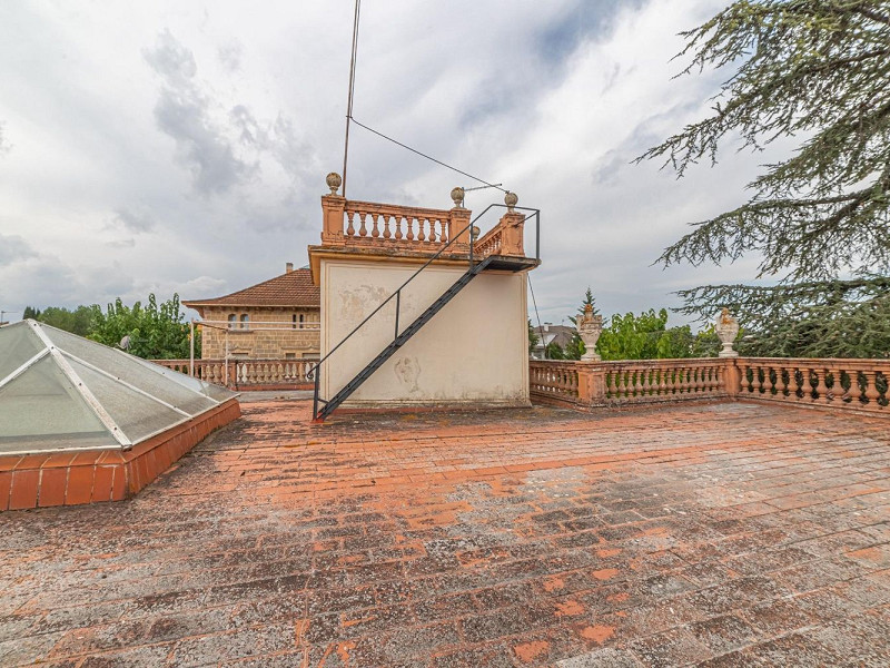 Эксклюзивная историческая вилла в Кальдес-де-Малавелья, Жирона, Коста-Брава. Фото:  55