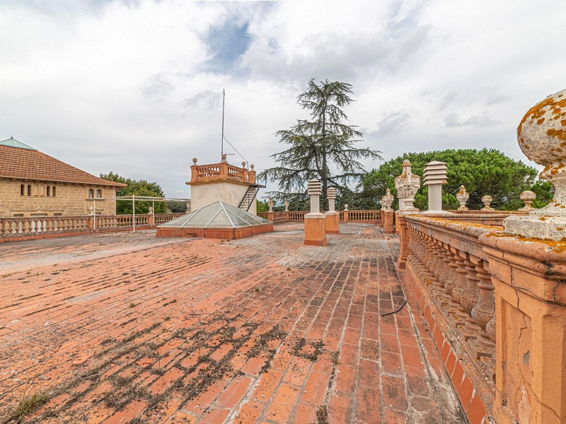 Эксклюзивная историческая вилла в Кальдес-де-Малавелья, Жирона, Коста-Брава. Фото:  58