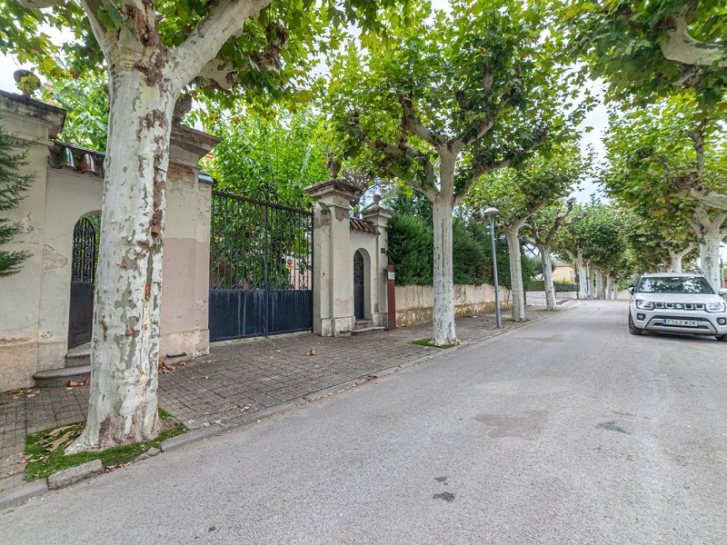 Эксклюзивная историческая вилла в Кальдес-де-Малавелья, Жирона, Коста-Брава. Фото:  62