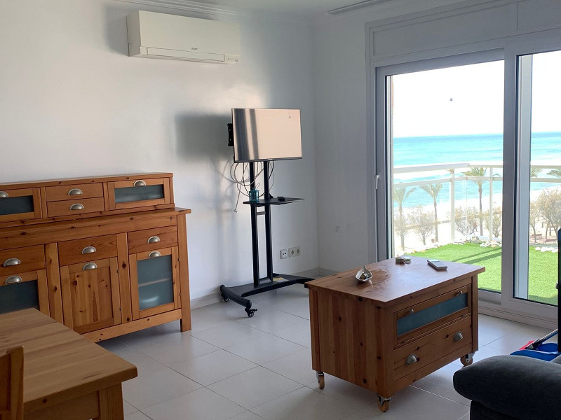 Светлая квартира с видом на море в Эль-Мас-Мель, Калафель. Фото:  38