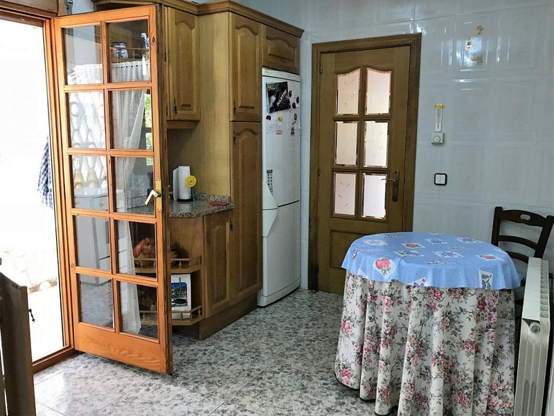 Светлый дом с садом и бассейном в Сегур-де-Калафель, Коста-Дорада. Фото:  15