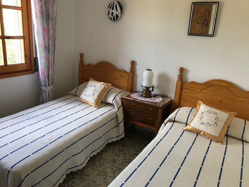 Светлый дом с садом и бассейном в Сегур-де-Калафель, Коста-Дорада. Фото:  27