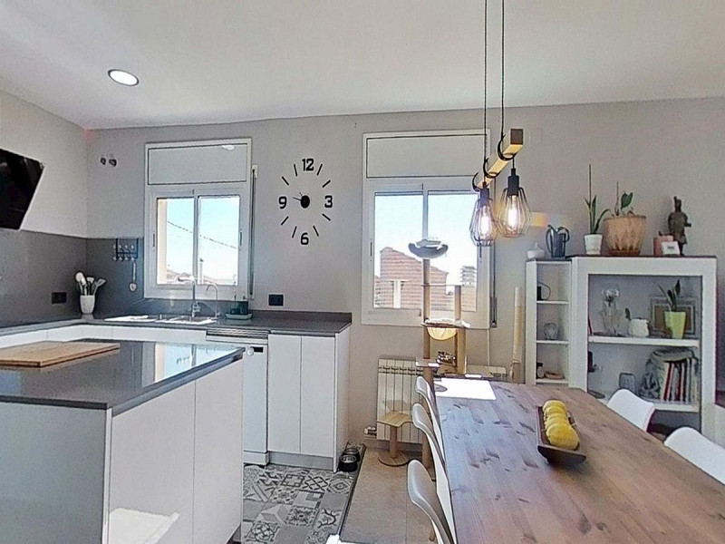 Угловой таунхаус с бассейном и видом на море в Сегур-де-Калафель. Фото:  8