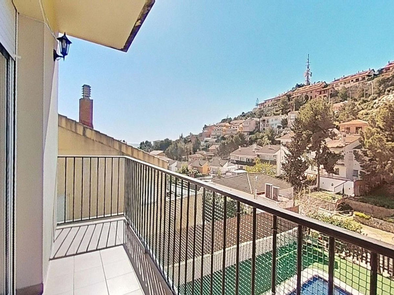 Угловой таунхаус с бассейном и видом на море в Сегур-де-Калафель. Фото:  17