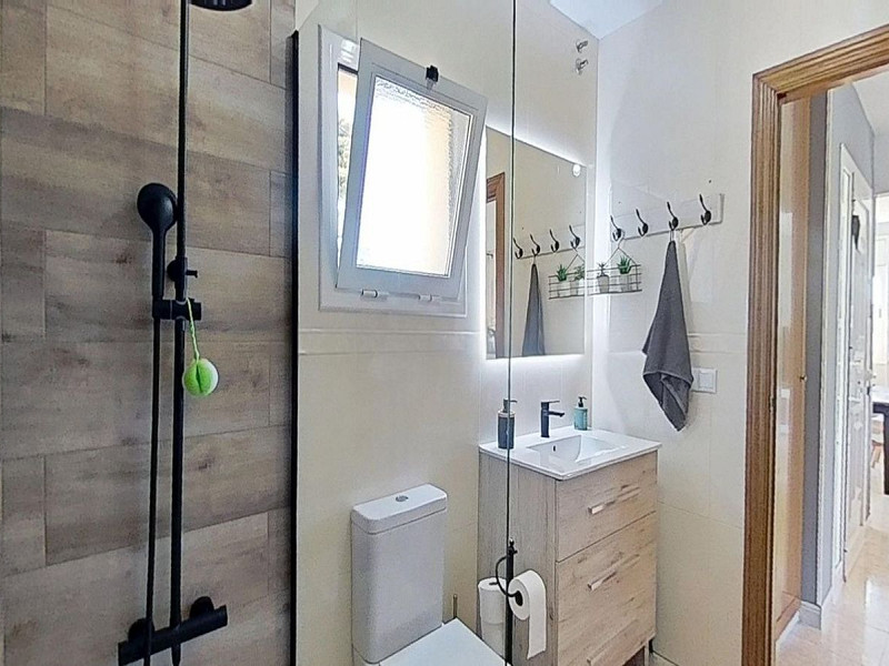 Угловой таунхаус с бассейном и видом на море в Сегур-де-Калафель. Фото:  20