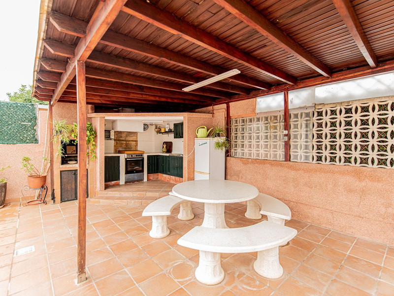 Отдельный дом с бассейном и гостевым апартаментом в Мас-Мель, Калафель. Фото:  8