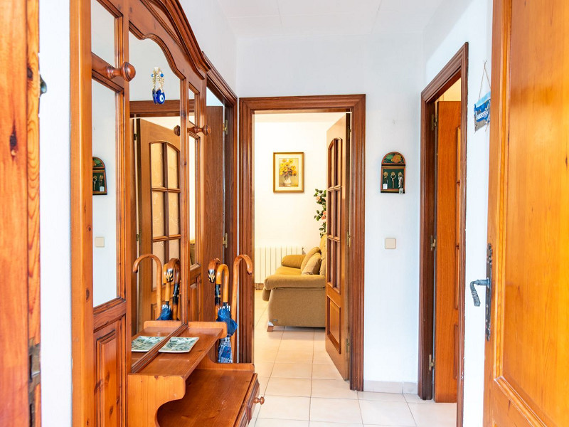 Отдельный дом с бассейном и гостевым апартаментом в Мас-Мель, Калафель. Фото:  12