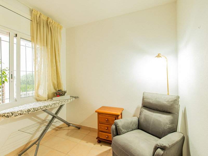 Отдельный дом с бассейном и гостевым апартаментом в Мас-Мель, Калафель. Фото:  28