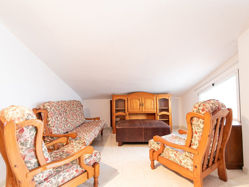 Отдельный дом с бассейном и гостевым апартаментом в Мас-Мель, Калафель. Фото:  31