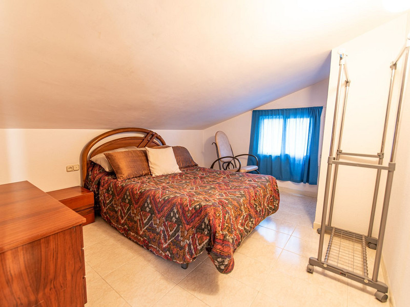 Отдельный дом с бассейном и гостевым апартаментом в Мас-Мель, Калафель. Фото:  33