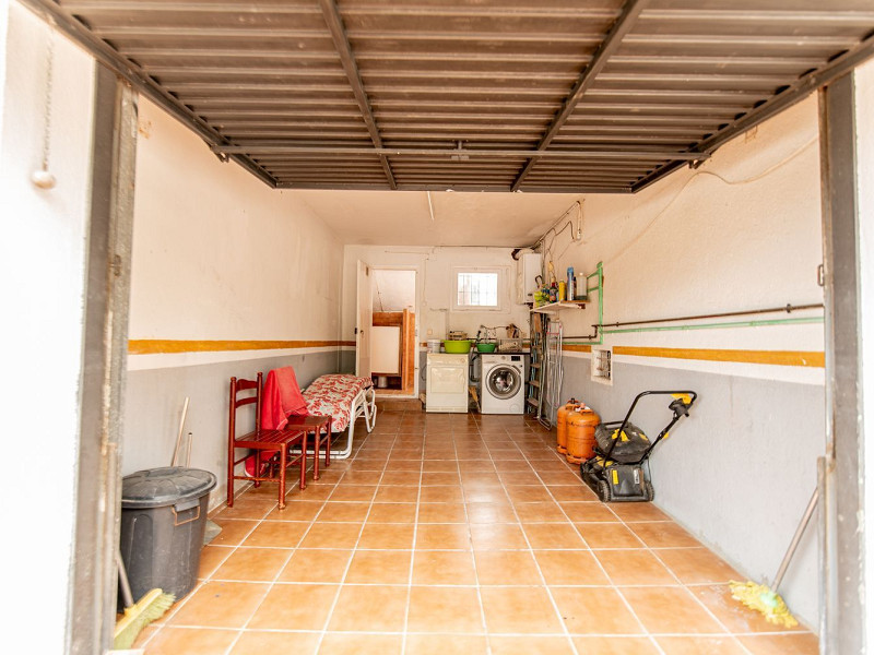 Отдельный дом с бассейном и гостевым апартаментом в Мас-Мель, Калафель. Фото:  37