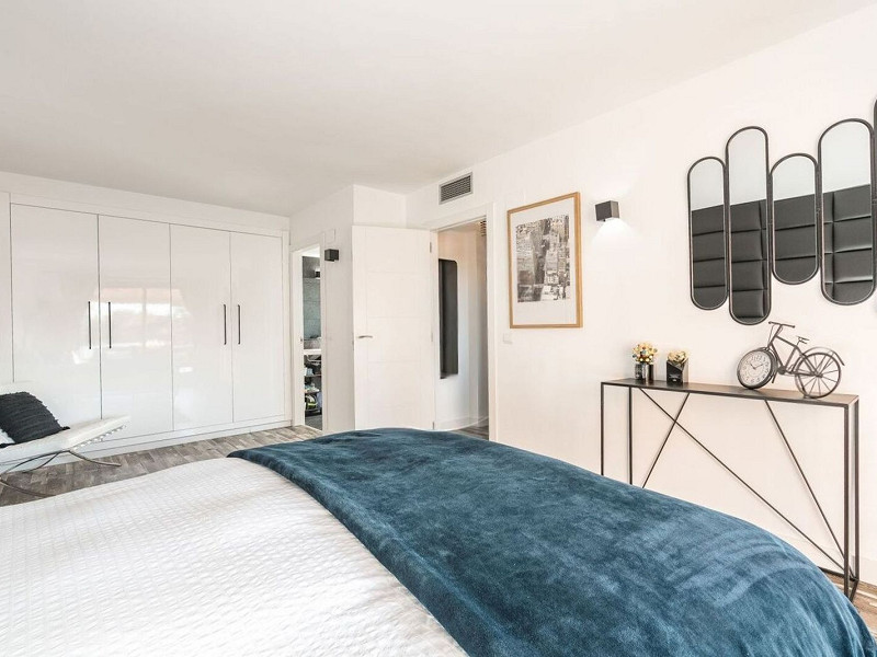 Современный таунхаус после ремонта в Ситжесе. Фото:  20