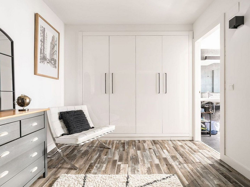 Современный таунхаус после ремонта в Ситжесе. Фото:  22