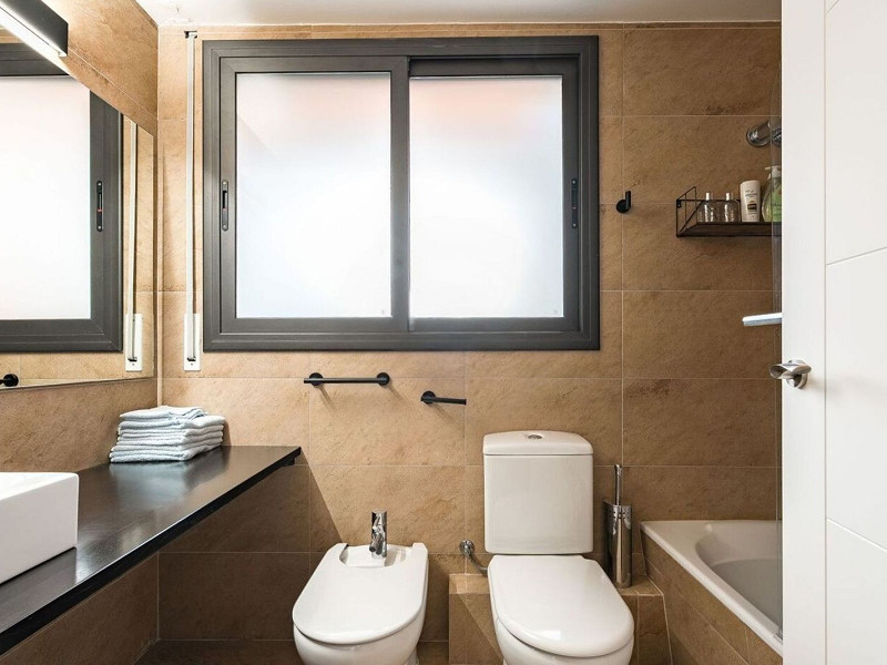 Современный таунхаус после ремонта в Ситжесе. Фото:  36