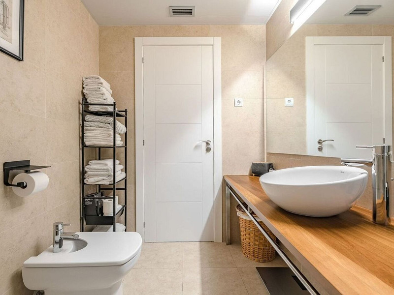 Современный таунхаус после ремонта в Ситжесе. Фото:  49