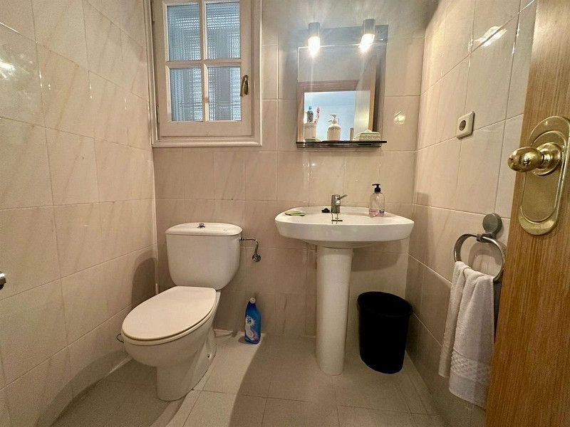 Светлая и уютная вилла в Эльс-Массос-де-Кома-Руга. Фото:  29