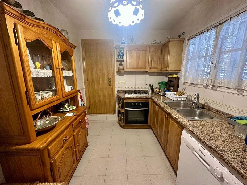 Светлая и уютная вилла в Эльс-Массос-де-Кома-Руга. Фото:  30