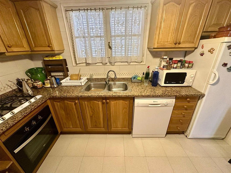 Светлая и уютная вилла в Эльс-Массос-де-Кома-Руга. Фото:  31