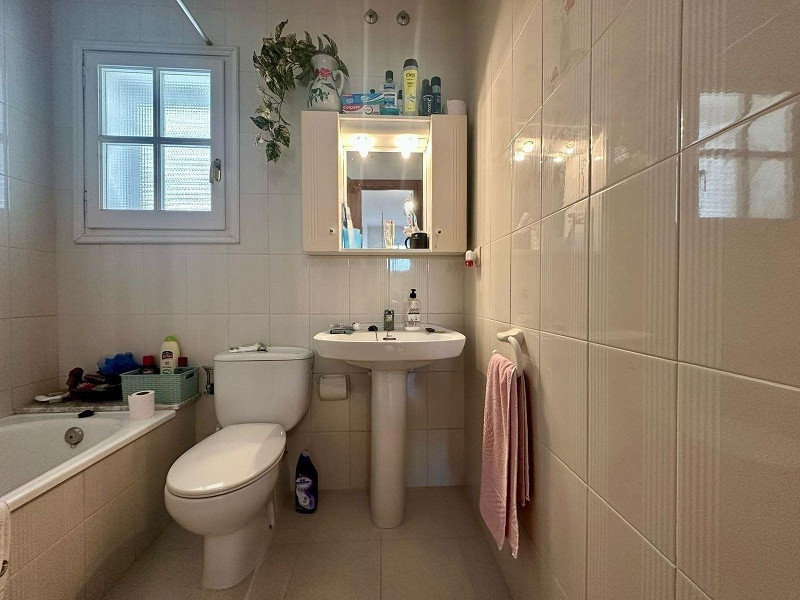 Светлая и уютная вилла в Эльс-Массос-де-Кома-Руга. Фото:  41