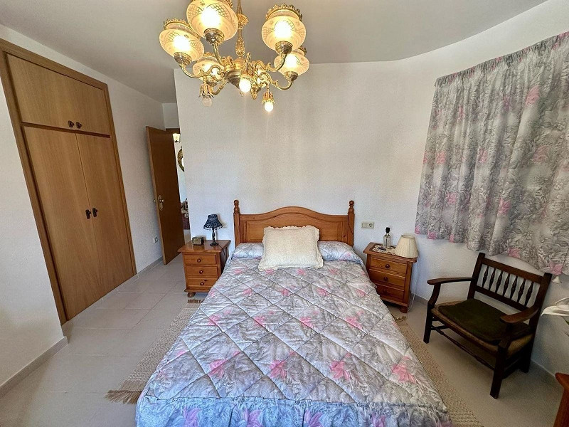 Светлая и уютная вилла в Эльс-Массос-де-Кома-Руга. Фото:  52