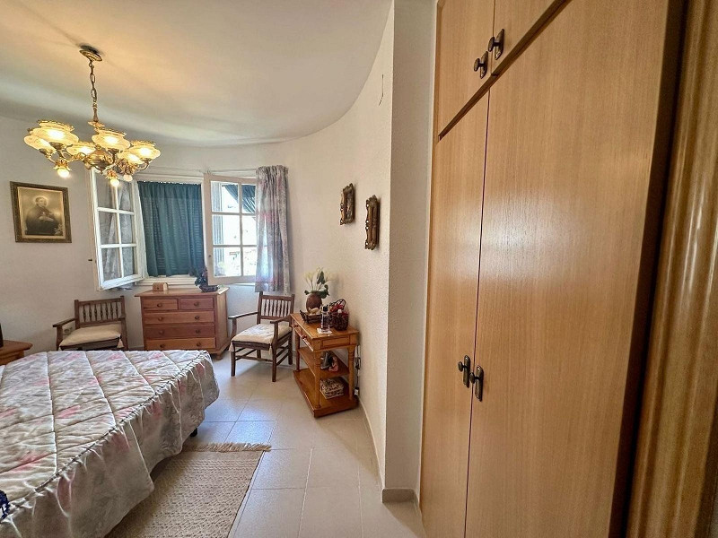 Светлая и уютная вилла в Эльс-Массос-де-Кома-Руга. Фото:  53